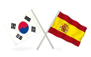 Banderas España y Corea del Sur.